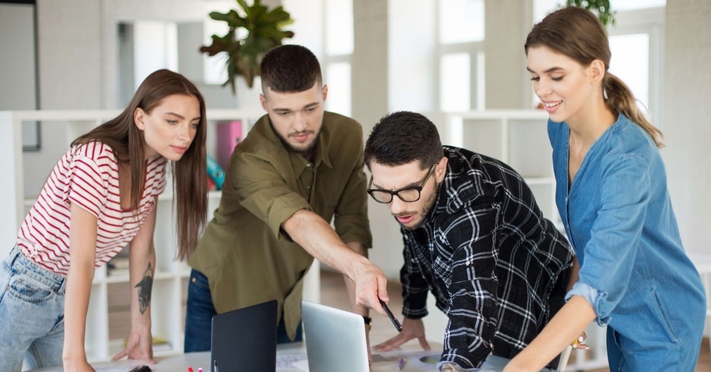 Desarrolla habilidades y conocimientos que te permitan un crecimiento personal y profesional